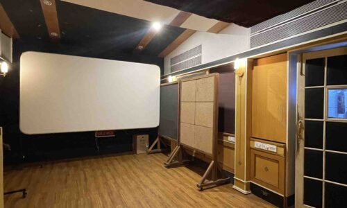 Dubbing-Stuido-2